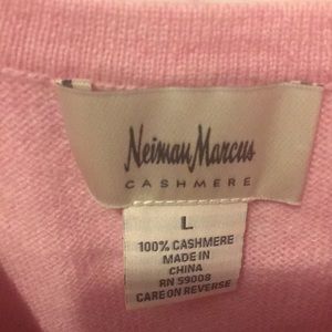 Cashmere no sleeve sweater